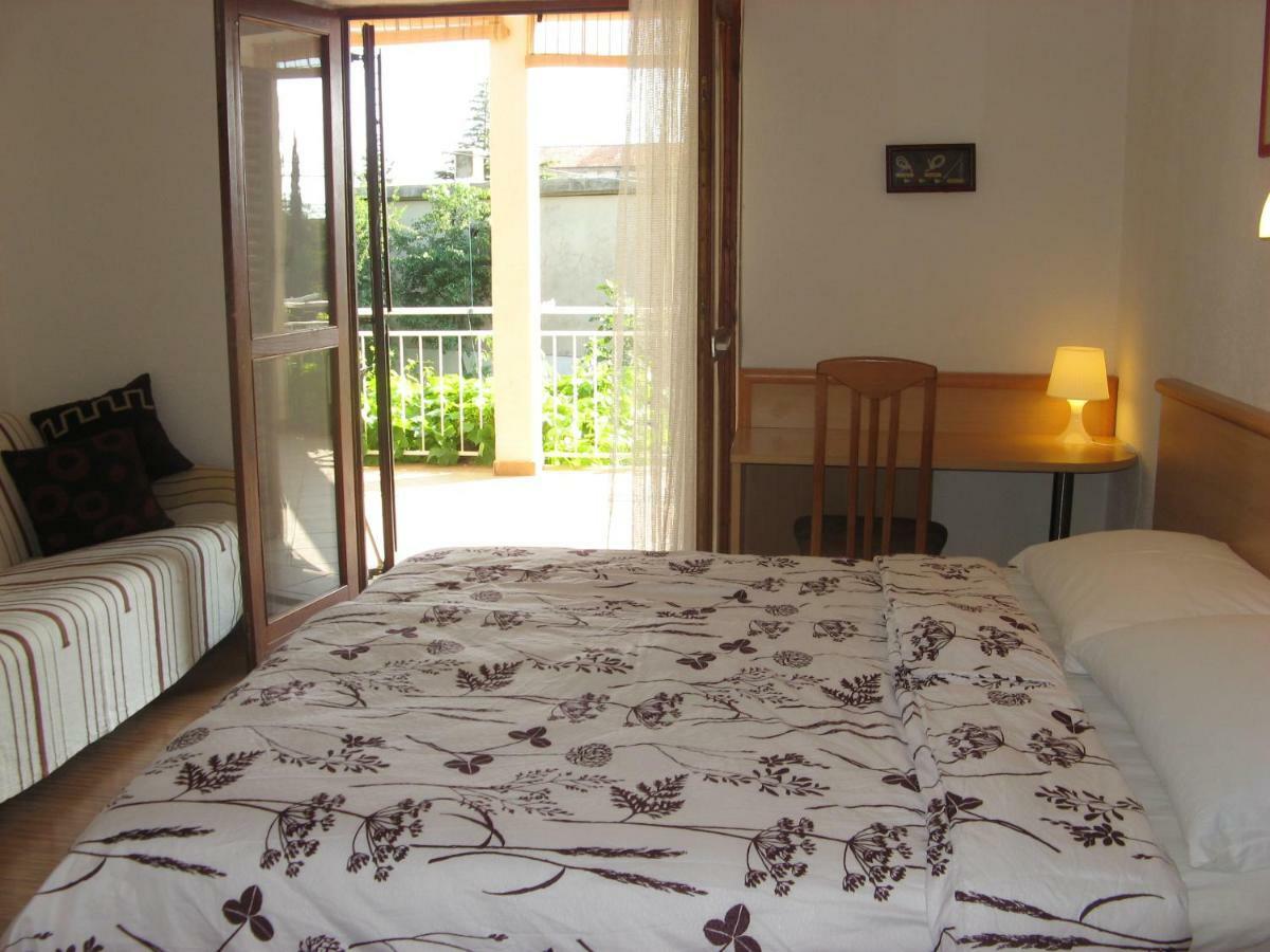 Apartments&rooms Milka *