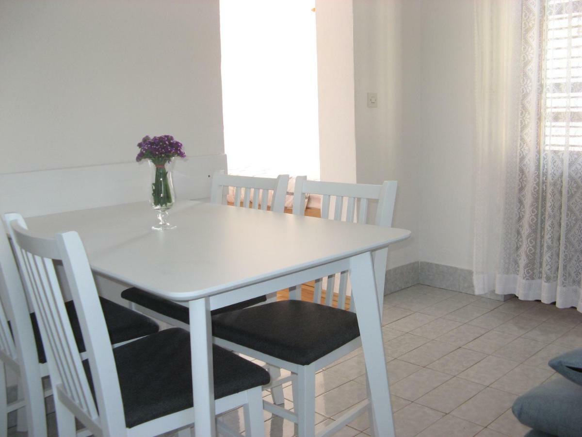 Apartments&rooms Milka Apartman Stari Grad
