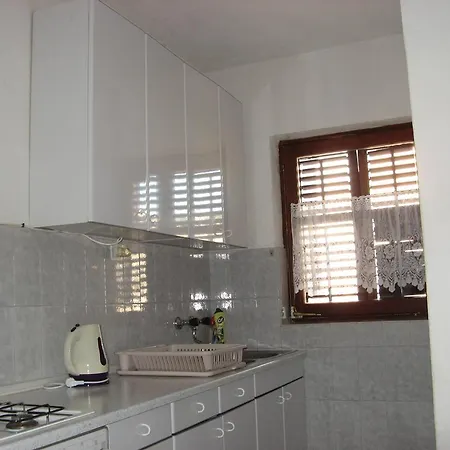 Apartments&Rooms Milka Starigrad Paklenica Exterior photo