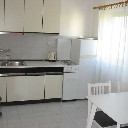 Apartments&Rooms Milka Starigrad Paklenica Exterior photo