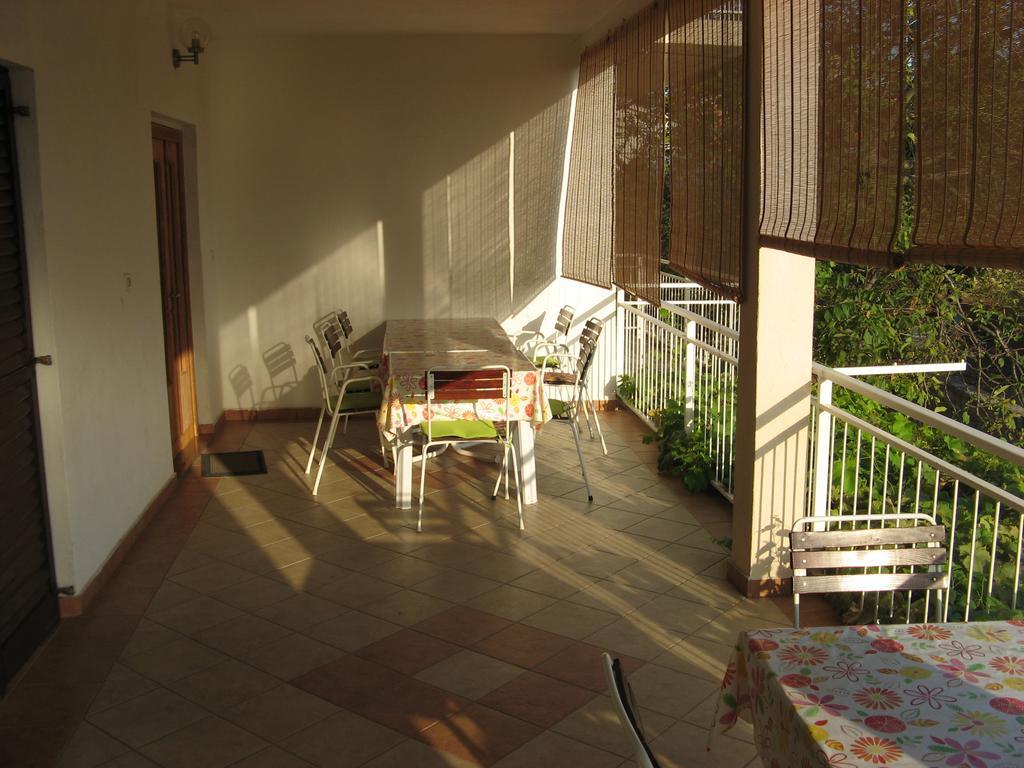 Apartments&rooms Milka Apartment Starigrad Paklenica
