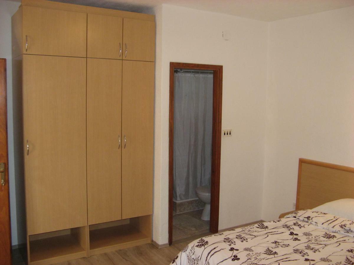 Apartment Apartments&rooms Milka Starigrad Paklenica
