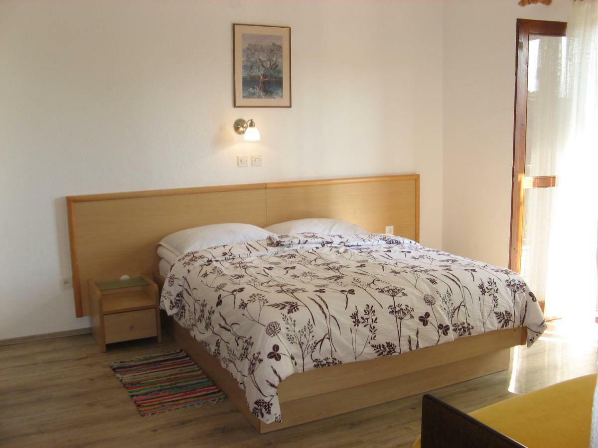 Apartments&rooms Milka Apartment Starigrad Paklenica