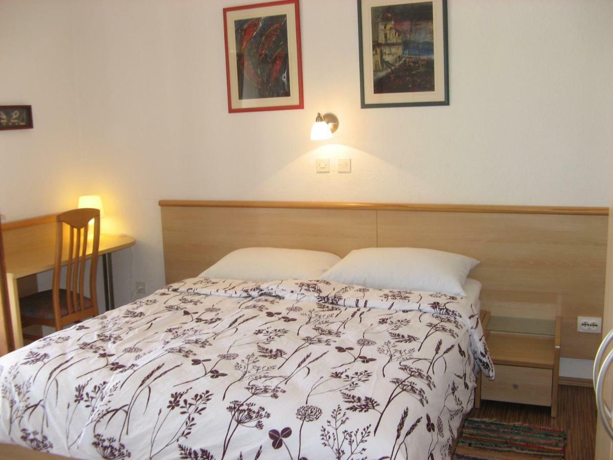 Apartment Apartments&rooms Milka *
